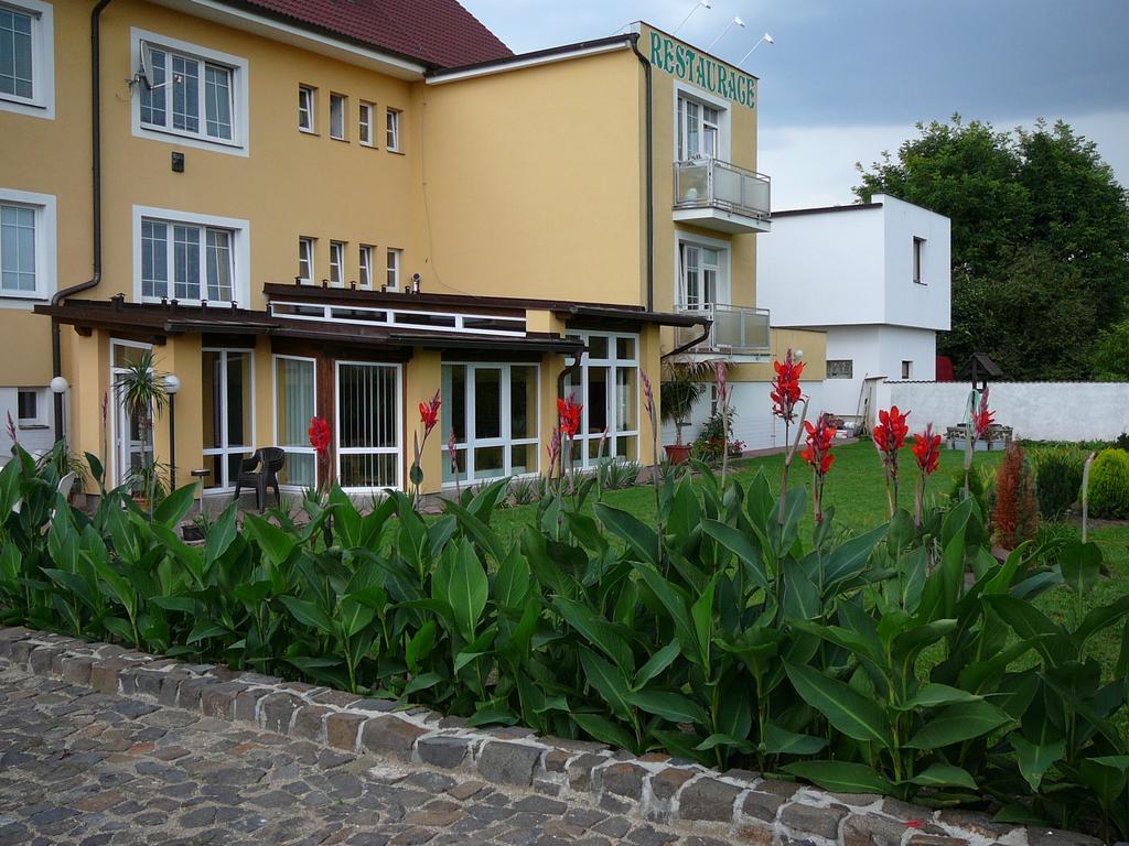 Pension U Mydlaru Мнихово-Градиште Экстерьер фото