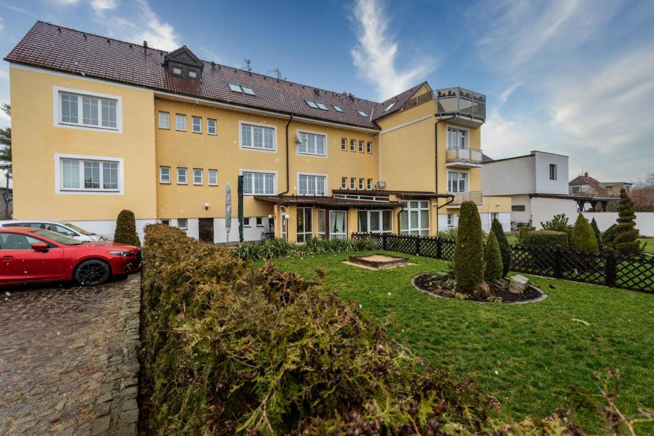 Pension U Mydlaru Мнихово-Градиште Экстерьер фото